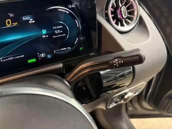 MERCEDES-BENZ EQA EQA 250 Sport 5dr