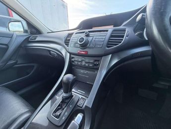HONDA ACCORD 2.2 i-DTEC EX Saloon 4dr Diesel Auto Euro 5 (150 ps)