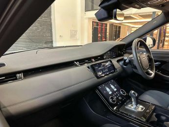 LAND ROVER RROVER EVOQUE R-DYN SE P300E A