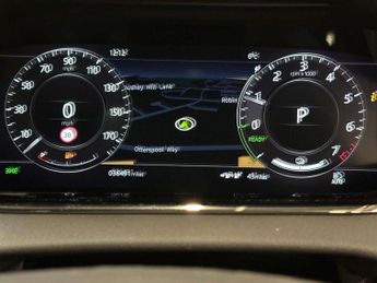 LAND ROVER RROVER EVOQUE R-DYN SE P300E A