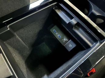 LAND ROVER RROVER EVOQUE R-DYN SE P300E A