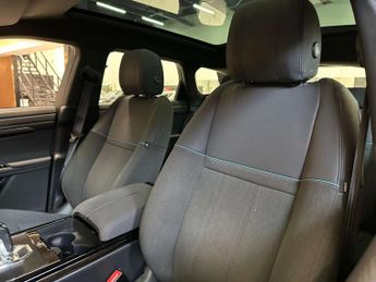 LAND ROVER RROVER EVOQUE R-DYN SE P300E A