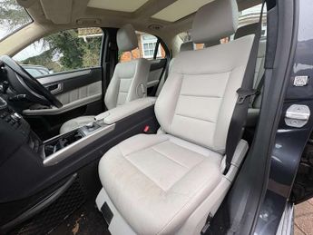 MERCEDES-BENZ E-CLASS 3.0 E350 Sport CDi BlueEfficiency S/S Auto 4dr