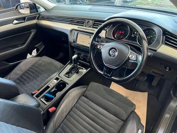 VOLKSWAGEN PASSAT 2.0 Passat GT TDI BlueMotion Technology Semi-Auto 4dr
