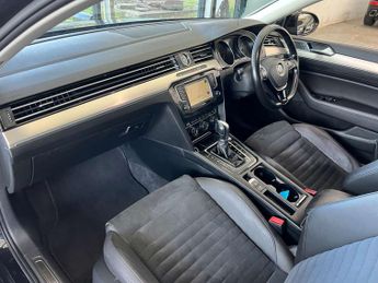 VOLKSWAGEN PASSAT 2.0 Passat GT TDI BlueMotion Technology Semi-Auto 4dr