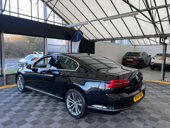 VOLKSWAGEN PASSAT 2.0 Passat GT TDI BlueMotion Technology Semi-Auto 4dr