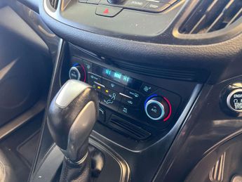 FORD KUGA 2.0 Kuga Titanium TDCI 4x4 Auto 4WD 5dr