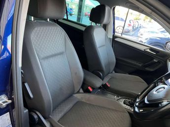 VOLKSWAGEN TIGUAN 2.0 Tiguan Match TDI Semi-Auto 5dr