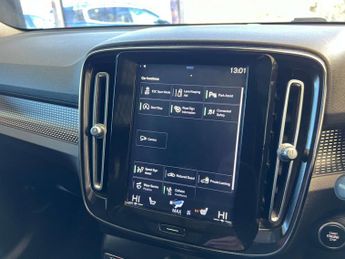 VOLVO XC40 2.0 XC40 R-Design T4 AWD Auto 4WD 5dr