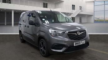 Vauxhall Combo 1.5 Turbo D BlueInjection Design MPV 5dr Diesel Manual Euro 6 (s