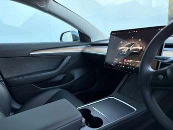 TESLA MODEL 3 Model 3 Performance AWD 4WD 4dr