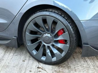 TESLA MODEL 3 Model 3 Performance AWD 4WD 4dr