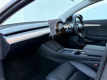 TESLA MODEL 3 Model 3 Performance AWD 4WD 4dr