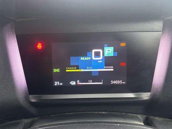 CITROEN C4 e-C4 Shine 5dr