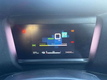 CITROEN C4 e-C4 Shine 5dr
