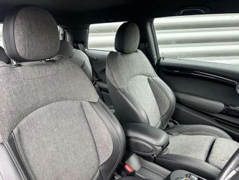 MINI HATCH Cooper S Electric Level 2 3dr