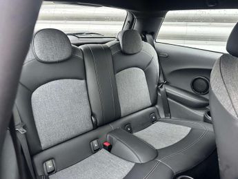 MINI HATCH Cooper S Electric Level 2 3dr