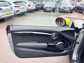 MINI HATCH Cooper S Electric Level 2 3dr