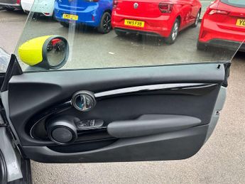 MINI HATCH Cooper S Electric Level 2 3dr