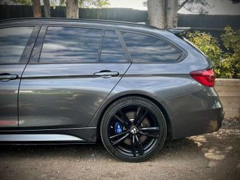 BMW 3 SERIES 3.0 335d xDrive M Sport Shadow Edition Auto 4WD 5dr
