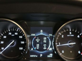 LAND ROVER DISCOVERY SPORT 2.0 Discovery Sport SE TD4 Auto 4WD 5dr