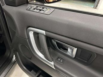 LAND ROVER DISCOVERY SPORT 2.0 Discovery Sport SE TD4 Auto 4WD 5dr