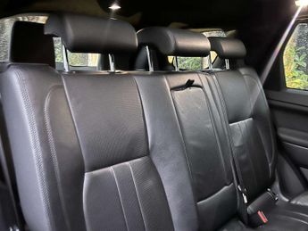 Land Rover DISCOVERY SPORT 2.0 Discovery Sport HSE SI4 Auto 4WD 5dr