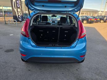 FORD FIESTA 1.4 Fiesta Titanium Auto 5dr