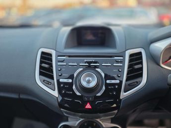 FORD FIESTA 1.4 Fiesta Titanium Auto 5dr