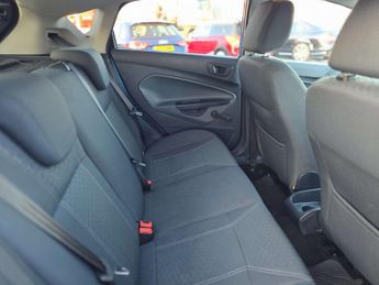 FORD FIESTA 1.4 Fiesta Titanium Auto 5dr