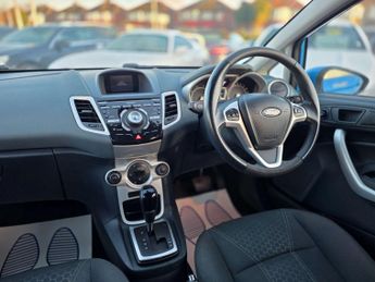 FORD FIESTA 1.4 Fiesta Titanium Auto 5dr