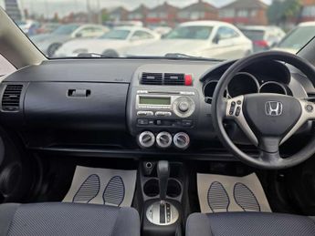 HONDA JAZZ 1.3 Jazz SE CVT 5dr