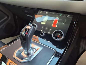 LAND ROVER RANGE ROVER EVOQUE 2.0 Range Rover Evoque R-Dynamic SE D Automatic 4WD 5dr - NATION