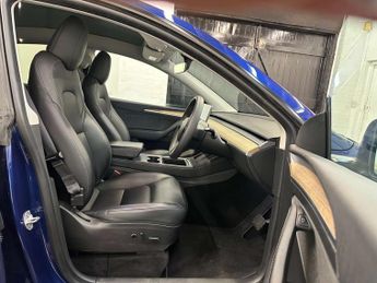 TESLA MODEL Y Model Y Long Range AWD 4WD 5dr