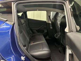TESLA MODEL Y Model Y Long Range AWD 4WD 5dr
