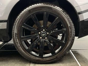 Land Rover RANGE ROVER VELAR 2.0 Range Rover Velar R-Dynamic SE D180 Auto 4WD 5dr