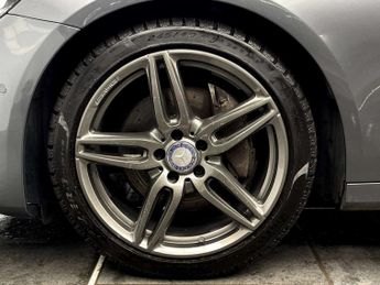 Mercedes-Benz E-CLASS 2.0 E 220 D AMG Line Auto 4dr
