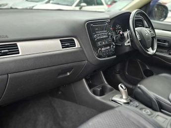 Mitsubishi Outlander 2.0 Outlander GX 3h PHEV Auto 4WD 5dr