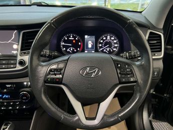 HYUNDAI TUCSON 1.7 Tucson Premium SE Blue Drive 2WD CRDi Semi-Auto 5dr