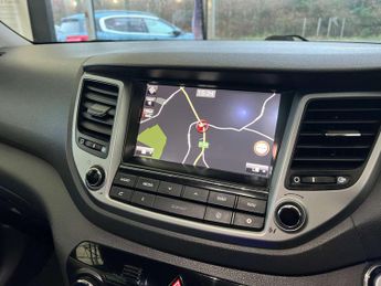 HYUNDAI TUCSON 1.7 Tucson Premium SE Blue Drive 2WD CRDi Semi-Auto 5dr
