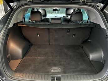 HYUNDAI TUCSON 1.7 Tucson Premium SE Blue Drive 2WD CRDi Semi-Auto 5dr