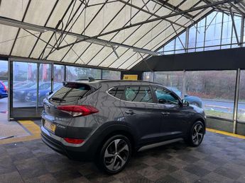 HYUNDAI TUCSON 1.7 Tucson Premium SE Blue Drive 2WD CRDi Semi-Auto 5dr