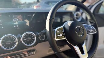MERCEDES-BENZ EQA EQA 250 Sport 5dr