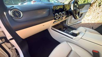 MERCEDES-BENZ EQA EQA 250 Sport 5dr