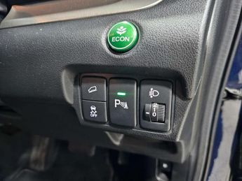 HONDA CR-V 2.0 CR-V SE i-VTec Auto 4WD 5dr