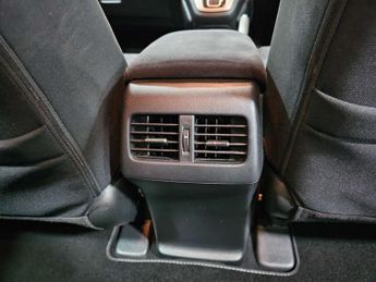 HONDA CR-V 2.0 CR-V SE i-VTec Auto 4WD 5dr