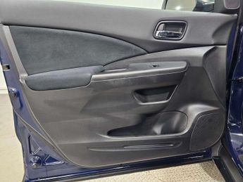 HONDA CR-V 2.0 CR-V SE i-VTec Auto 4WD 5dr