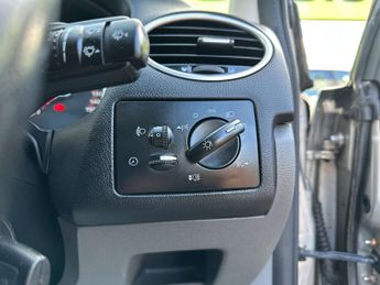 FORD FOCUS 2.0 Focus CC-3 2dr