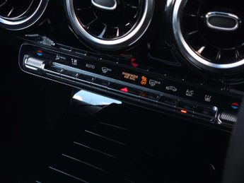 MERCEDES-BENZ A-CLASS 1.3 A 250 AMG Line E Auto 4dr