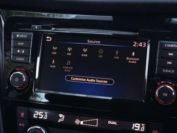 Nissan QASHQAI 1.3 Qashqai Acenta Premium DiG-T Semi-Auto 5dr